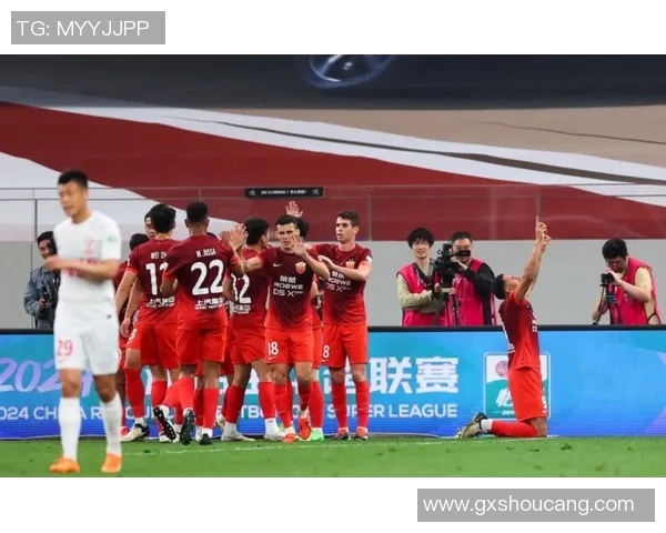 中超射手榜激战升级 多名球员紧追不舍竞争白热化