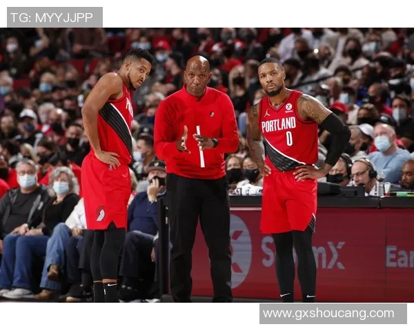 利拉德赛场爆发小插曲，裁判如何处理？